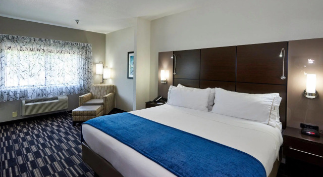 Номер Standard Holiday Inn Express & Suites Birmingham South - Pelham by IHG