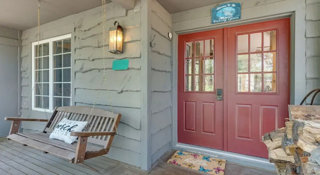 Access to Jack Frost Ski Resort: Home w/ Hot Tub, Book Feriehus Sommerhuse i Pennsylvania, Hytte