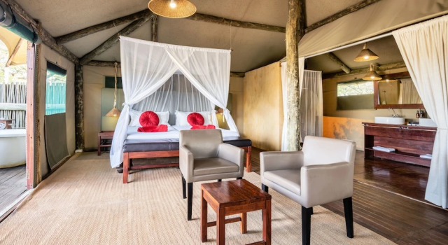 Тент с балконом Eagle Tented Lodge