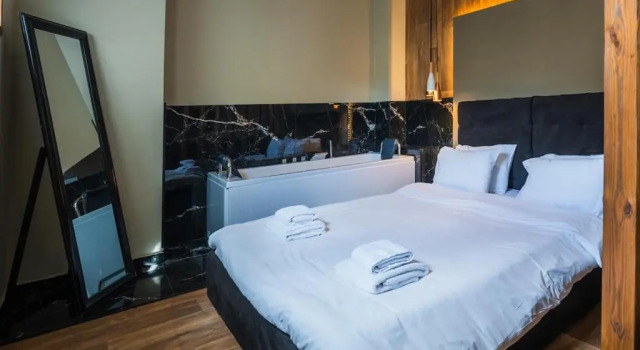 NOHO Boutique , premium living 8