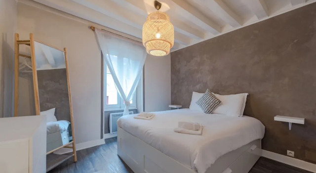City house next to Disneyland, Забронировать Отель Купвре Марн-ла-Валле