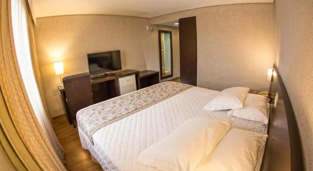 Двухместный номер Deluxe Hotel Campo Largo Comfort