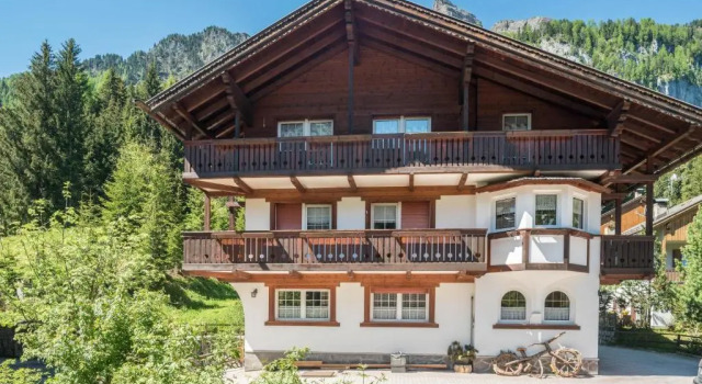 Casa Lorenz 4, Забронировать Отель Канацеи Трентино-Альто-Адидже, рядом с Горнолыжный курорт Канацеи