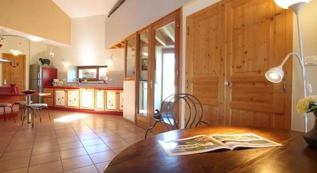 GiTE ROCHE-EN-RéGNIER, 4 PIèCES, 8 PERSONNES - FR-1-582-192, Забронировать Отель Рош-ан-Ренье Haute Loire