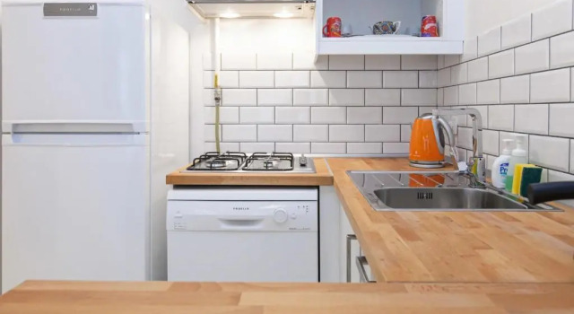 Апартаменты EV - Eden Central 1 Bed Apartment with Garden
