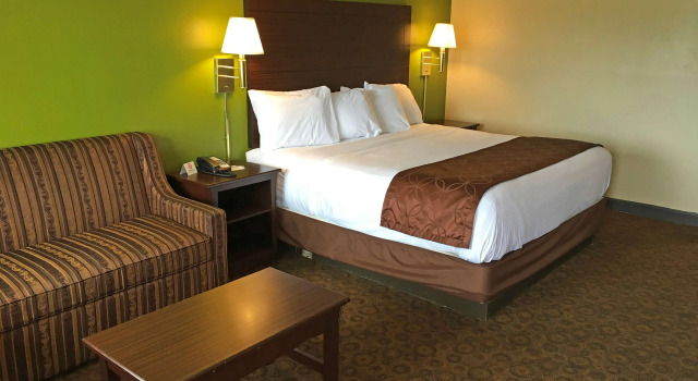 Люкс Americas Best Value Inn & Suites Greenwood