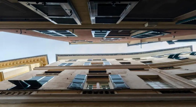 ALTIDO Superb Apt for 4, near Via Garibaldi, Genoa