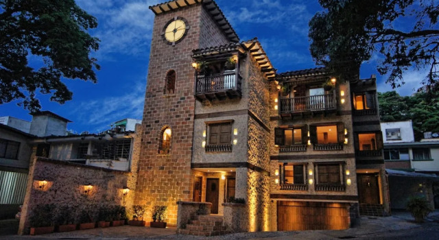Casa Del Reloj, Book Hotel El Poblado 
