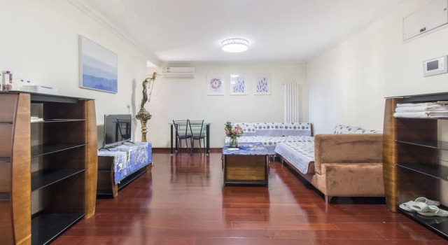 LayMayRest Service Apartment, Book Apartment Hotels in Sanlitun with Parking, Parking