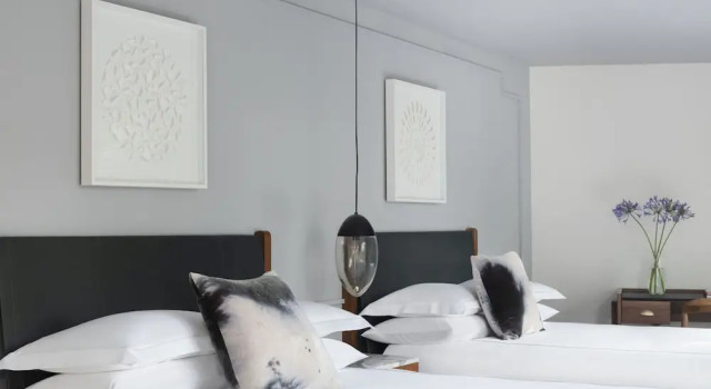 Четырёхместный номер Premium с балконом Kimpton Virgilio Polanco by IHG