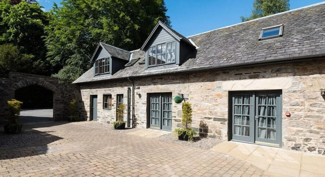Craigatin House and Courtyard, Rezervați Hotel Pitlochry Perthshire
