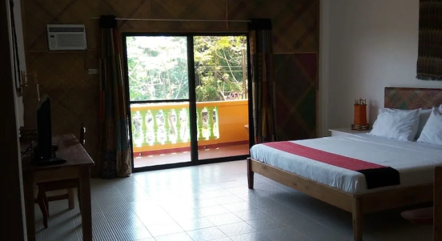 Двухместный люкс с балконом TheView Camiguin