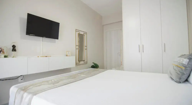 Urban Ceramic Apartment by GHH