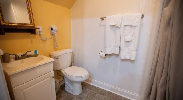 Двухместные апартаменты Howards Creek Inn