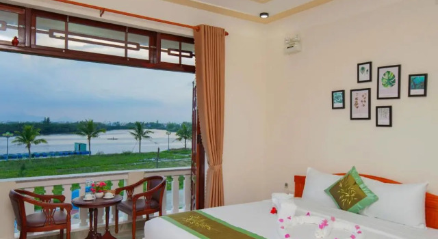 Двухместный номер Deluxe с балконом Riverside Sunset Homestay
