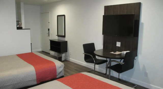 Четырёхместный номер Standard Claremont Lodge