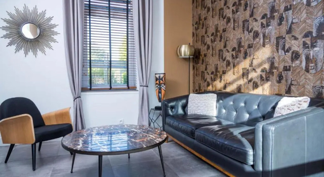 Gîtes de la Vesée, Rezerwuj Hotel La Chapelle dʼArmentières Pikardia