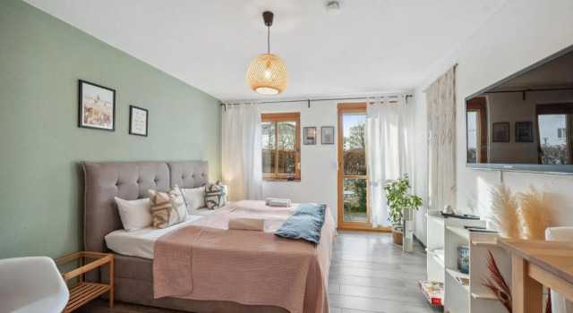 City und Bahnhof Nähe Apartment mit Terrasse, TV und Internet