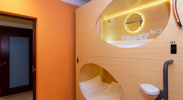 Номер Standard Momostay Capsule Hotel