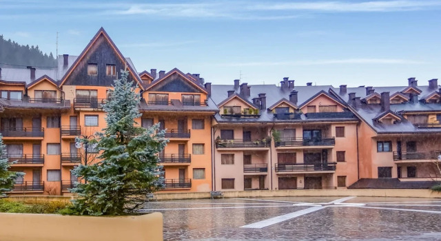 Pretty Holiday Home in Artogne With Patio, Buchen Sie Hotel Artogne Valcamonica