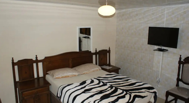 Cottage Executive Premier Guest Lodge