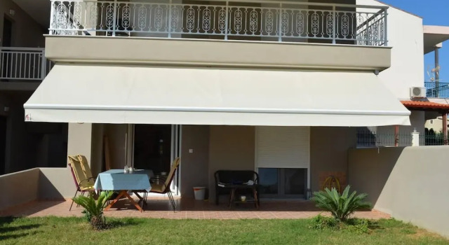 2 Bed-sleeps4-garden-parking-pets-aircon, Book Vacation Home Skála Nikíta Macedonia