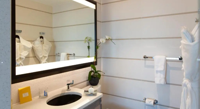 Четырёхместный номер Standard Hotel Le Bleu