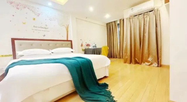 Люкс Deluxe Home&Far Hotel