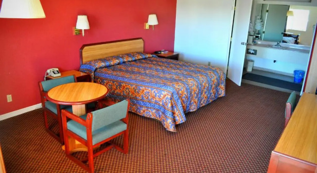 Номер Standard Mount Whitney Motel