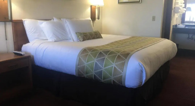 Номер Standard Westward Inn