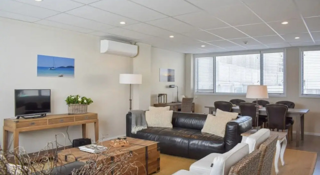 Perfect Ponsonby 2 Bedroom Loft Style Apartment With Parking, Забронировать Апартаменты/квартира Отели Окленда с парковкой, рядом с Вестерн-Парк, Парковка