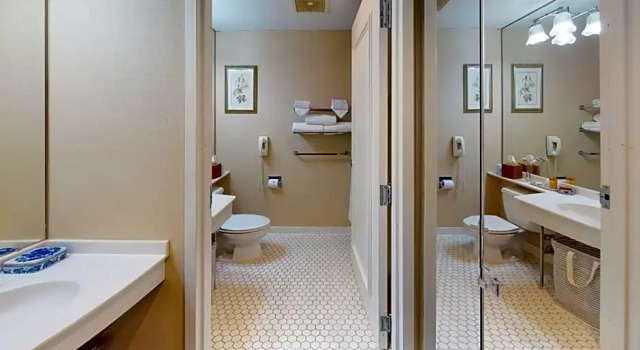 Номер Deluxe Avon Old Farms Hotel
