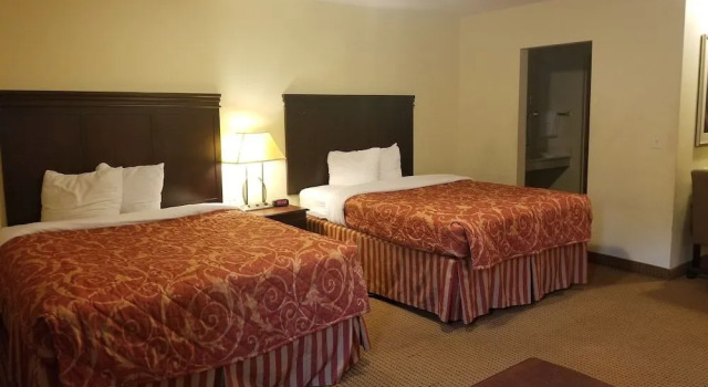 InTown Suites Extended Stay Columbus GA, Забронировать Отель Колумбус Джорджия