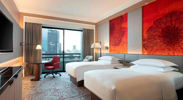 Двухместный клубный номер Standard Sheraton Saigon Grand Opera Hotel