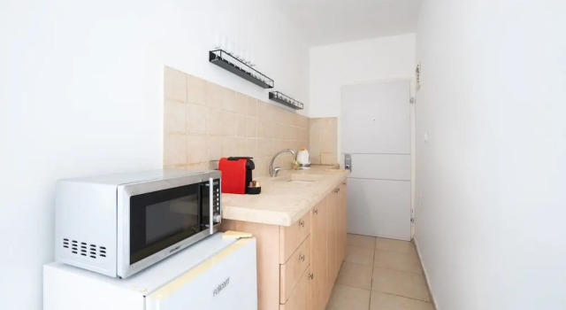Двухместные апартаменты с балконом YARKON - By Beach Apartments TLV