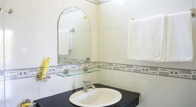 Двухместный номер Standard с балконом Cat Tien Guesthouse