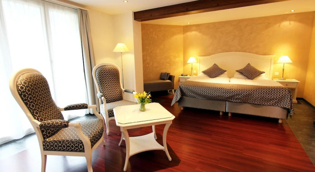 Полулюкс с балконом Seilers Vintage Hotel & Spa