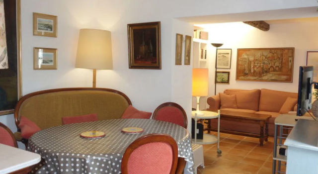 House Le Mazet Saint Cyr sur mer Les Lecques, Boek Hotel Hotels in Les Lecques met parkeren, Parkeren