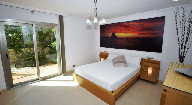 Costa Ibiza Villa, Book Villa Hotels in Ibiza with a Pool, Swimming Pool