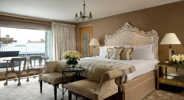 Полулюкс The Duke Hotel