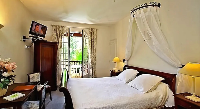LOGIS Auberge de l'Etang Bleu, Reserva ahora Albergue Mareuil en Périgord Francia