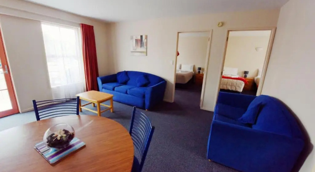 Люкс с 2 комнатами Addington Stadium Motel