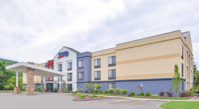 Fairfield Inn Corning Riverside, Book Hotel Corning New York State