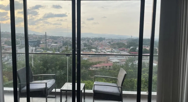 Номер Deluxe Central Suite