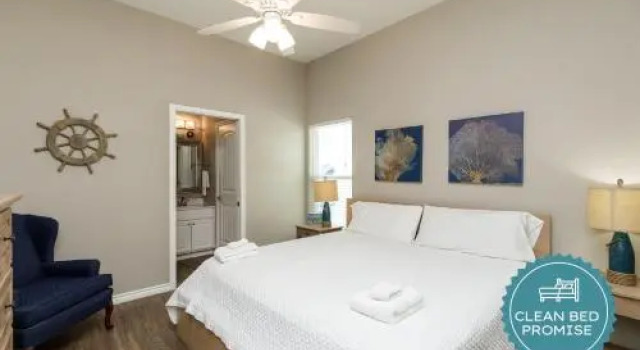 Village by the Beach B923 by RedAwning, Book Hotel Padre Island USA