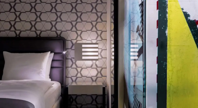 Двухместный номер с дополнительной кроватью Deluxe H10 KuDamm Lofts