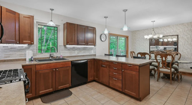 Woodland Escape - Upper Suite, Reserva ahora Apartamento Mosinee Wisconsin