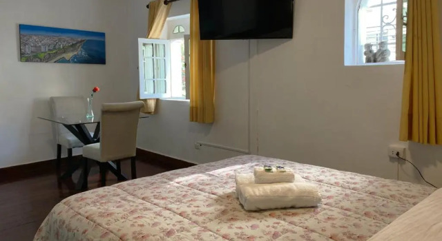 Люкс Deluxe Lion Backpackers