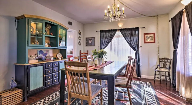 Charming Cedar City Retreat - Walk to Downtown!, Rezervasyon Otel Cedar City Iron County