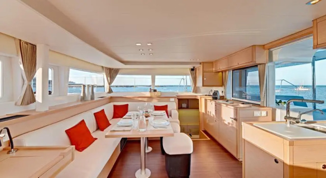 Bliss Boutique Yachting - Athens, Greece, Забронировать Бутик-отель Алимос Афины
